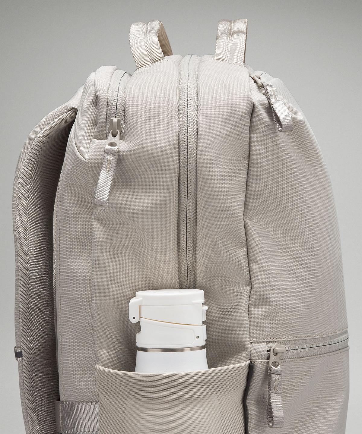 Beige White Bag Lululemon Double-Zip 22L Backpacks | AU_LuLu95556