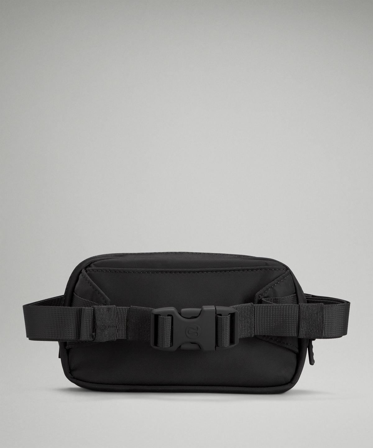 Black Bag Lululemon Team Canada Future Legacy Mini Belt Bags | AU_LuLu66959