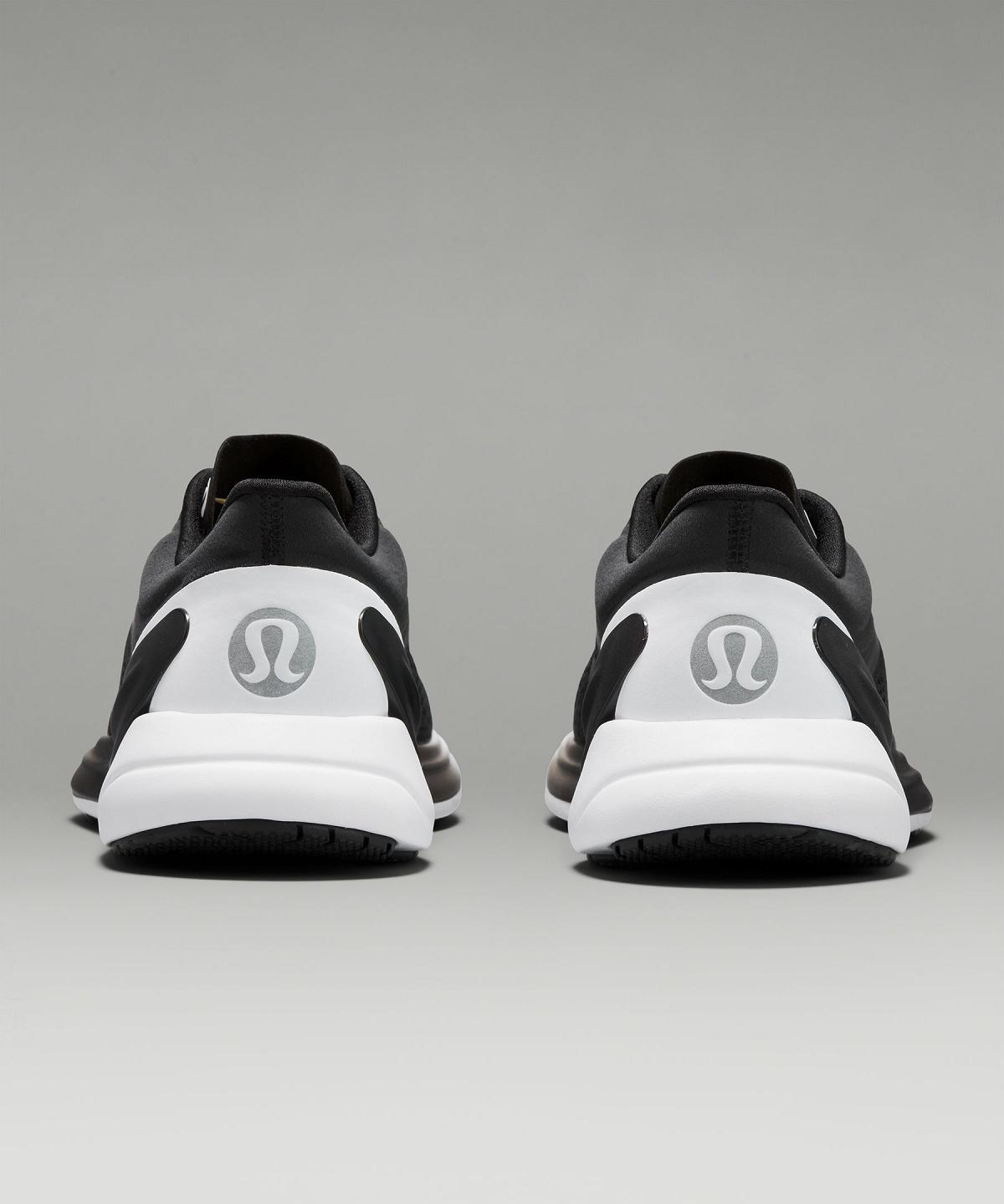 Black / White Women Lululemon Blissfeel Women's Running Shoes | AU_LuLu24716