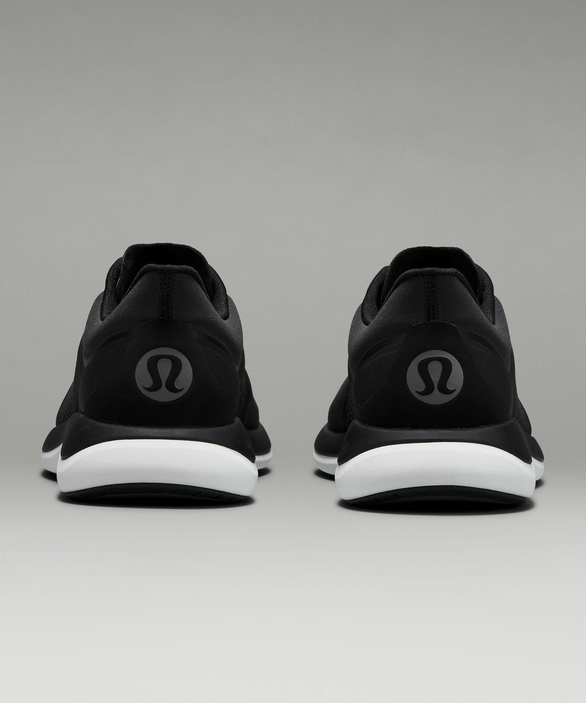 Black / White Women Lululemon Chargefeel Low Women's Workout Shoes | AU_LuLu39792