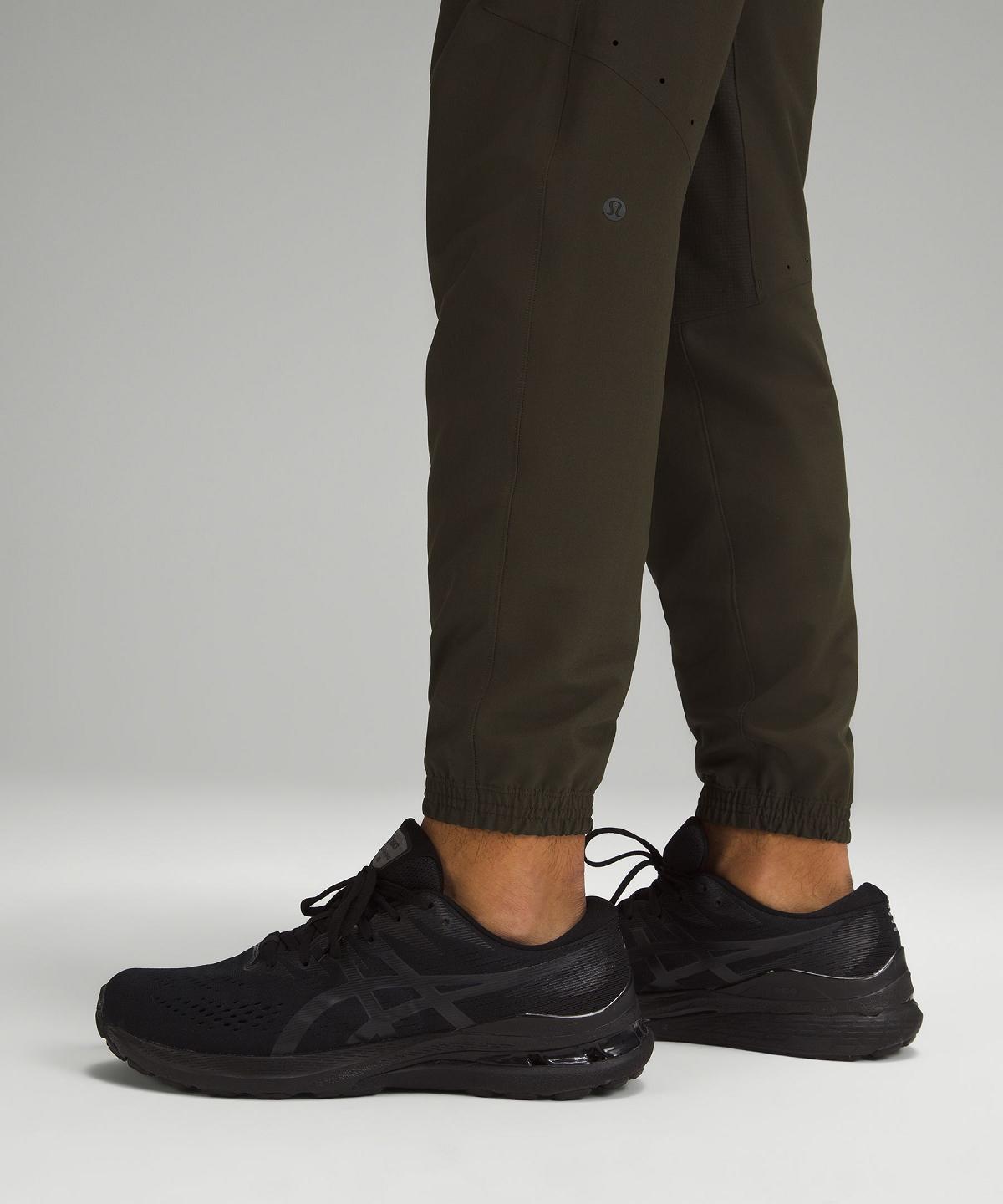 Dark Olive Men Lululemon License to Train Pants | AU_LuLu81057