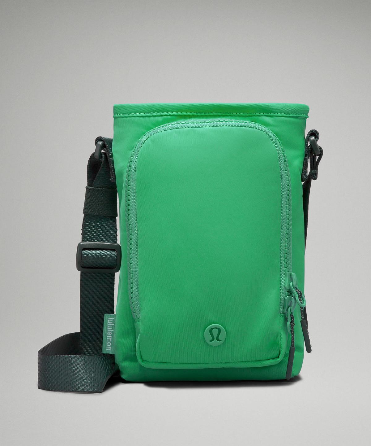 Green Bag Lululemon Water Bottle Crossbody with Front Pocket 2L Crossbody Bags | AU_LuLu87530