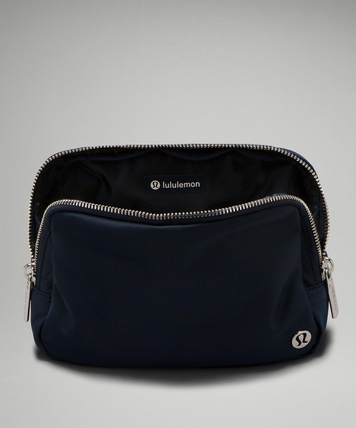 Navy Bag Lululemon Everywhere Large 2L Belt Bags | AU_LuLu56146