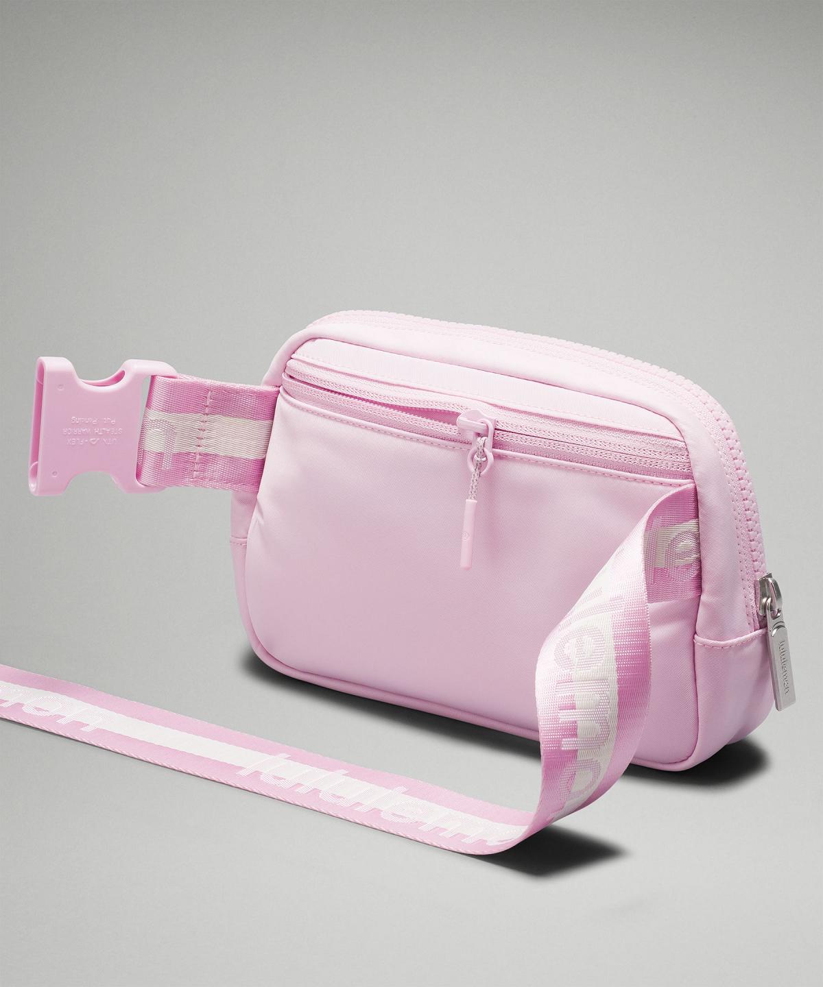 Pink Bag Lululemon Everywhere 1L Belt Bags | AU_LuLu68859