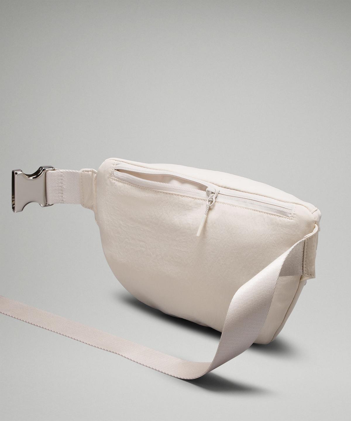 White Bag Lululemon City Adventurer 2.5L Belt Bags | AU_LuLu74390