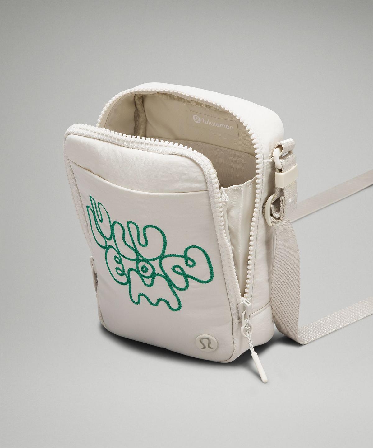 White / Green Bag Lululemon Easy Access 1.5L Crossbody Bags | AU_LuLu18340