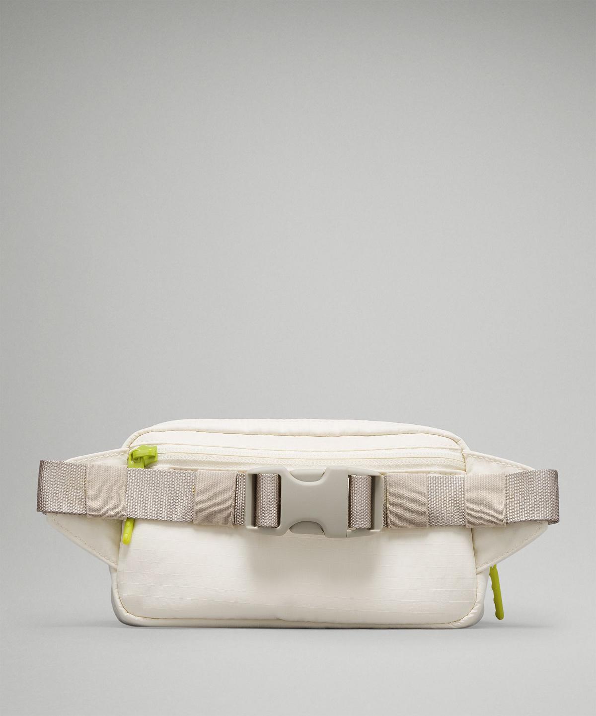 Yellow / White Bag Lululemon Everywhere Mini Belt Bags | AU_LuLu24797